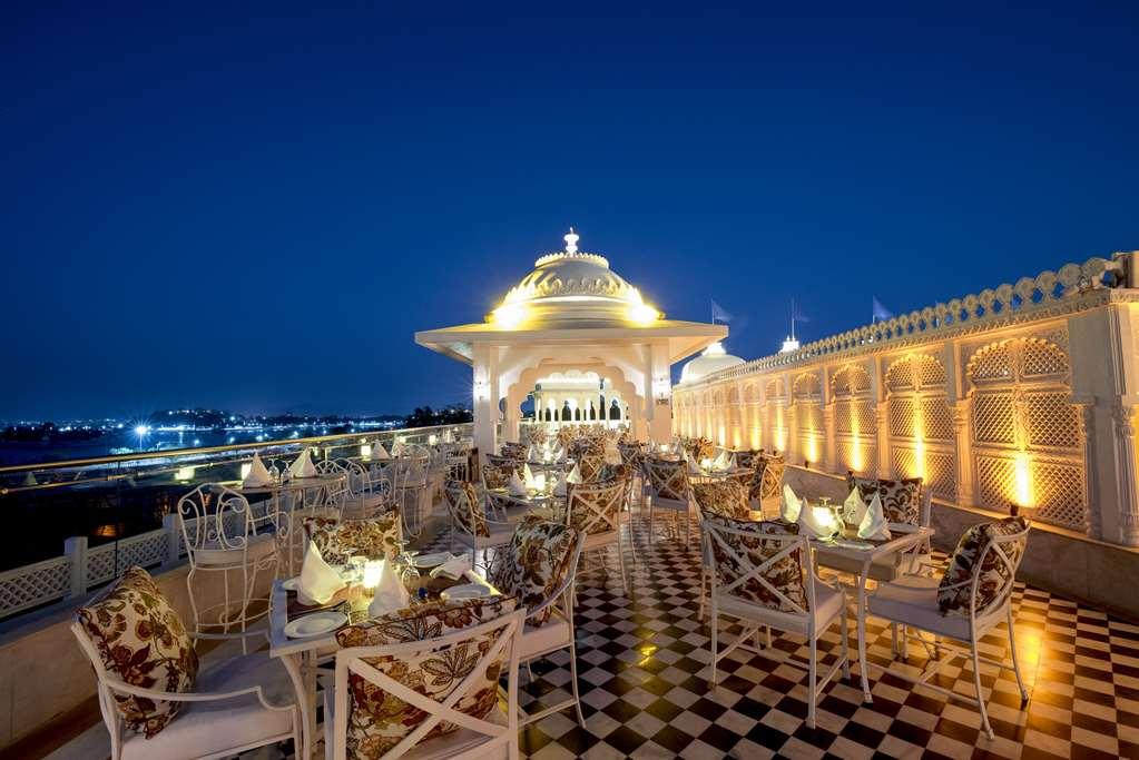 Radisson Blu Udaipur Palace Resort & Spa Restaurant photo